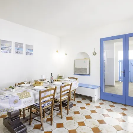 Apartment La Vela Bianca